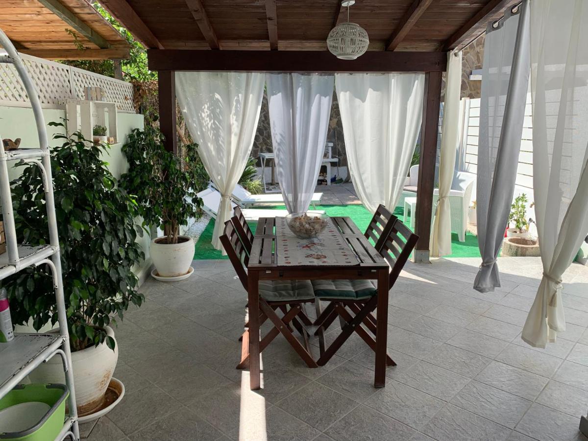 Casa Vacanza Ferrara Iun P5547 Villasimius Exterior photo
